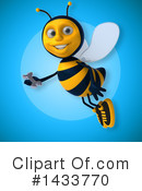 Bee Clipart #1433770 by Julos